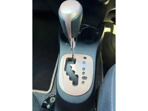 Toyota Yaris (Vitz)