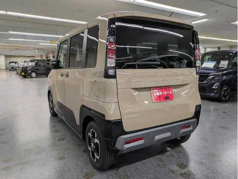 Mitsubishi Delica Mini