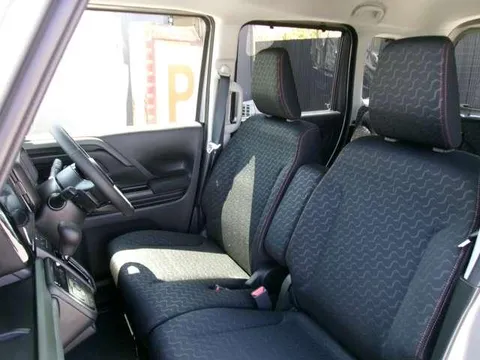 Suzuki Spacia Gear