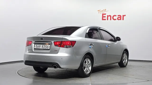 Kia Cerato (Forte)