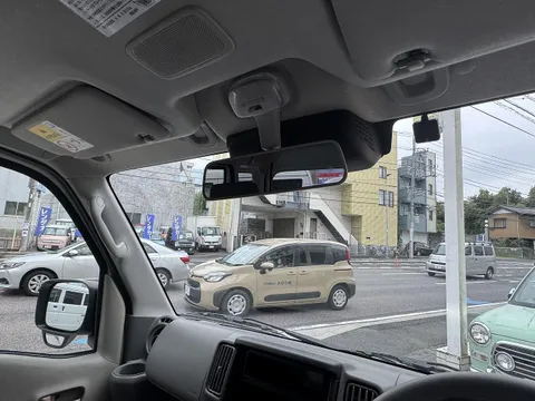 Nissan Clipper Van