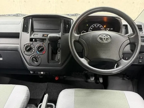 Toyota TownAce Van