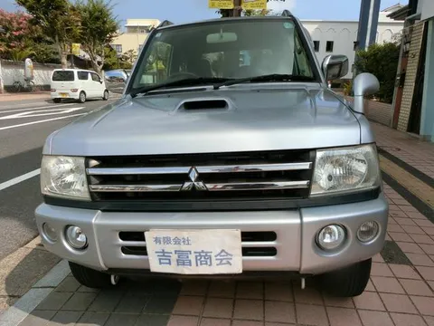Mitsubishi Pajero Mini