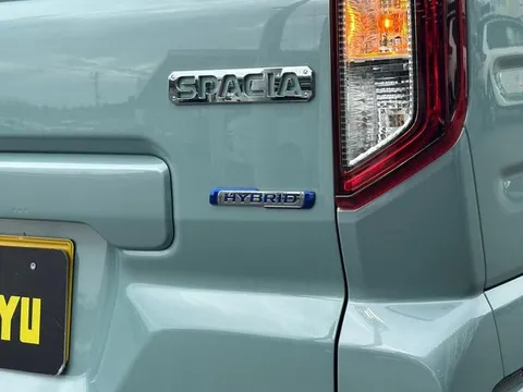 Suzuki Spacia