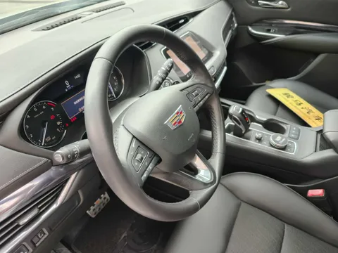 Cadillac XT4
