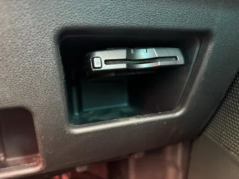 Toyota Pixis Mega