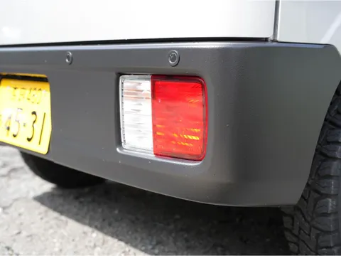 Mitsubishi Minicab Van