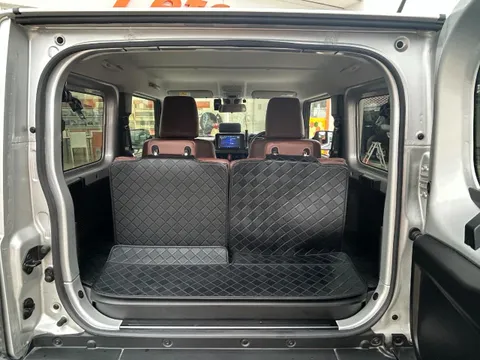 Suzuki Jimny Sierra