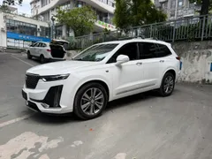 Cadillac XT6