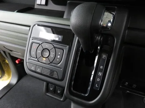 Suzuki Spacia Gear