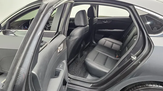 Kia Cerato (K3)