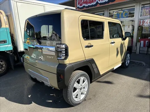 Daihatsu Taft