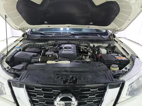 Nissan Terra