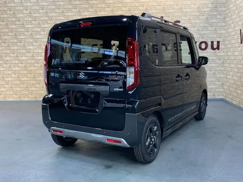 Suzuki Spacia Gear