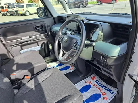 Suzuki Spacia Base