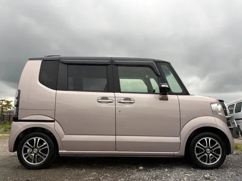 Honda N-BOX Plus