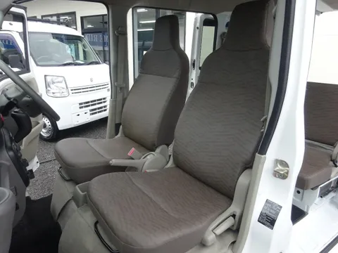Nissan Clipper