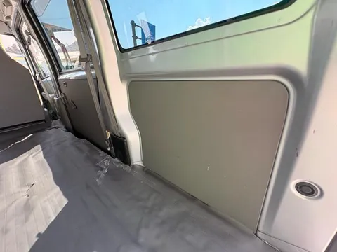 Mitsubishi Minicab Van