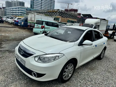 Renault SM3