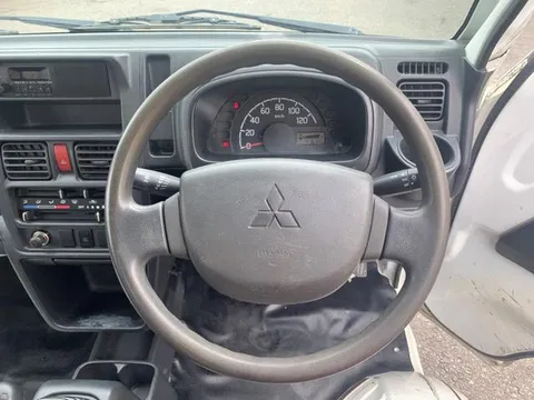 Mitsubishi Minicab Truck