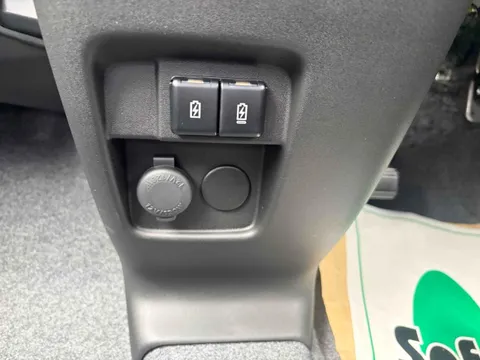Suzuki Spacia Base