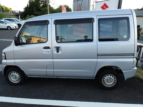 Mitsubishi Minicab Van