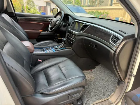 Gac GS8