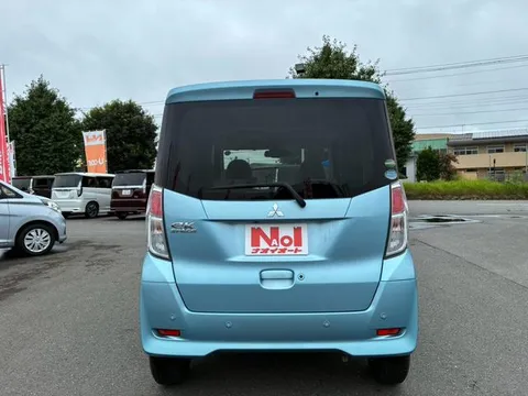 Mitsubishi eK Space