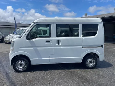 Nissan Clipper