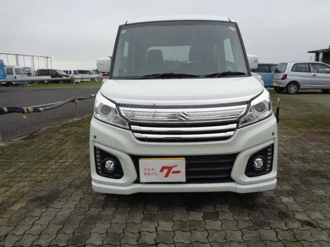 Suzuki Spacia Custom