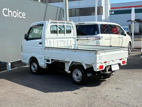 Nissan Clipper Truck