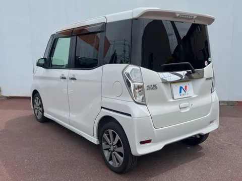 Mitsubishi eK Space Custom