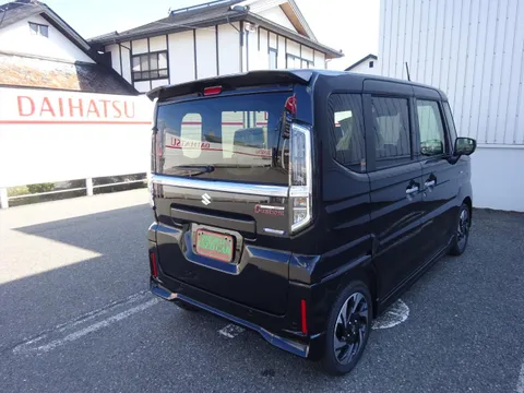 Suzuki Spacia Custom