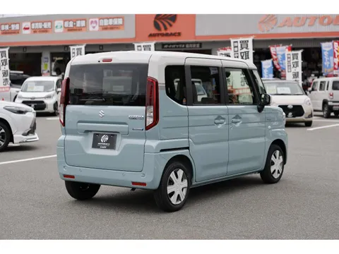 Suzuki Spacia