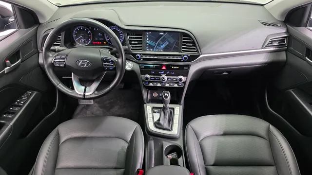 Hyundai Elantra (Avante)