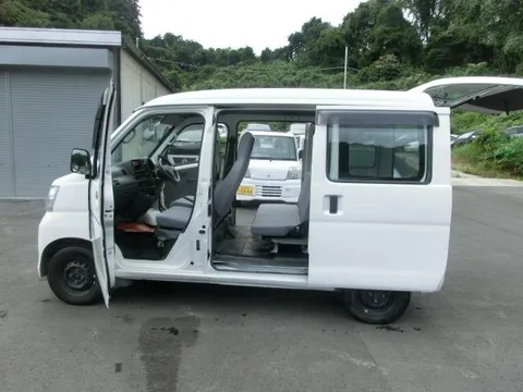 Subaru Sambar Van