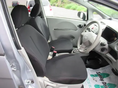 Mitsubishi I