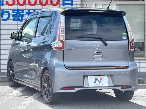 Mitsubishi eK Custom