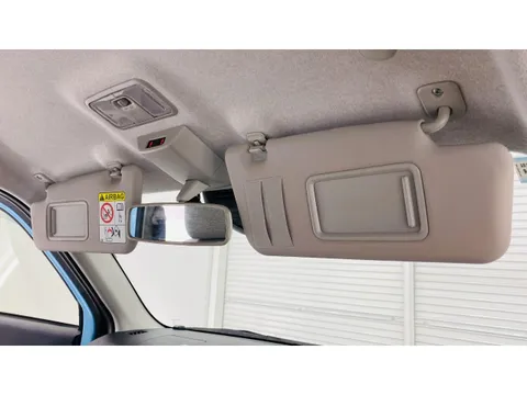 Daihatsu Mira Tocot