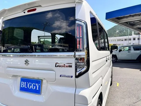 Suzuki Spacia Custom