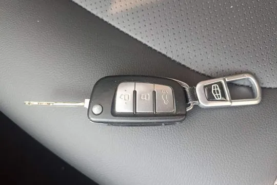 Geely Vision