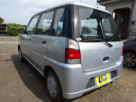 Subaru Pleo