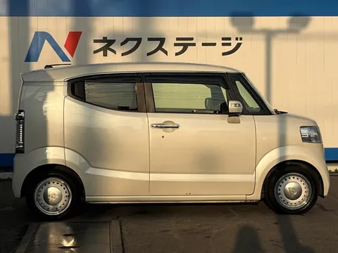 Honda N-BOX Slash