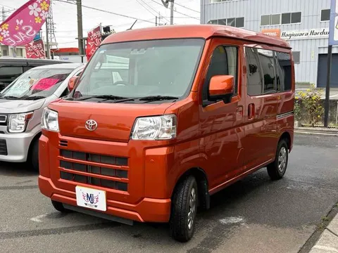 Toyota Pixis Van