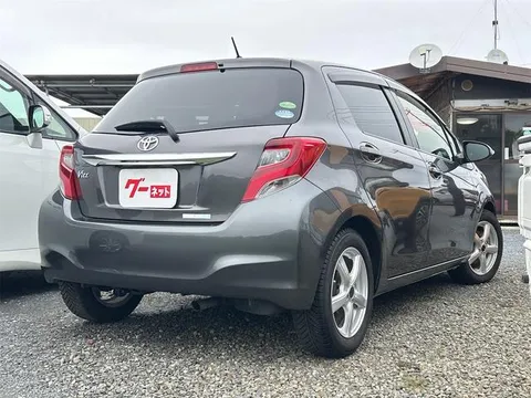 Toyota Yaris (Vitz)