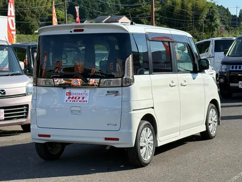 Suzuki Spacia Custom Z