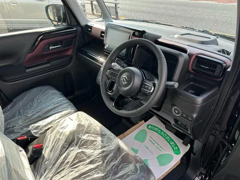 Suzuki Spacia