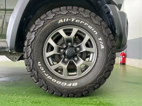 Suzuki Jimny Sierra