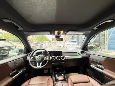 Mercedes-Benz Mercedes-Benz GLB