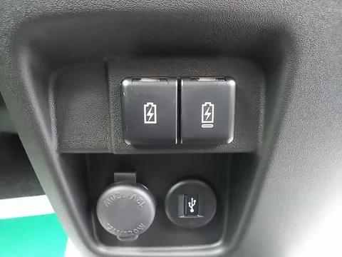Suzuki Spacia Base